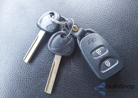 2017 Hyundai Accent Se from USA, damaged, VIN KMHCT5AE2HU315832